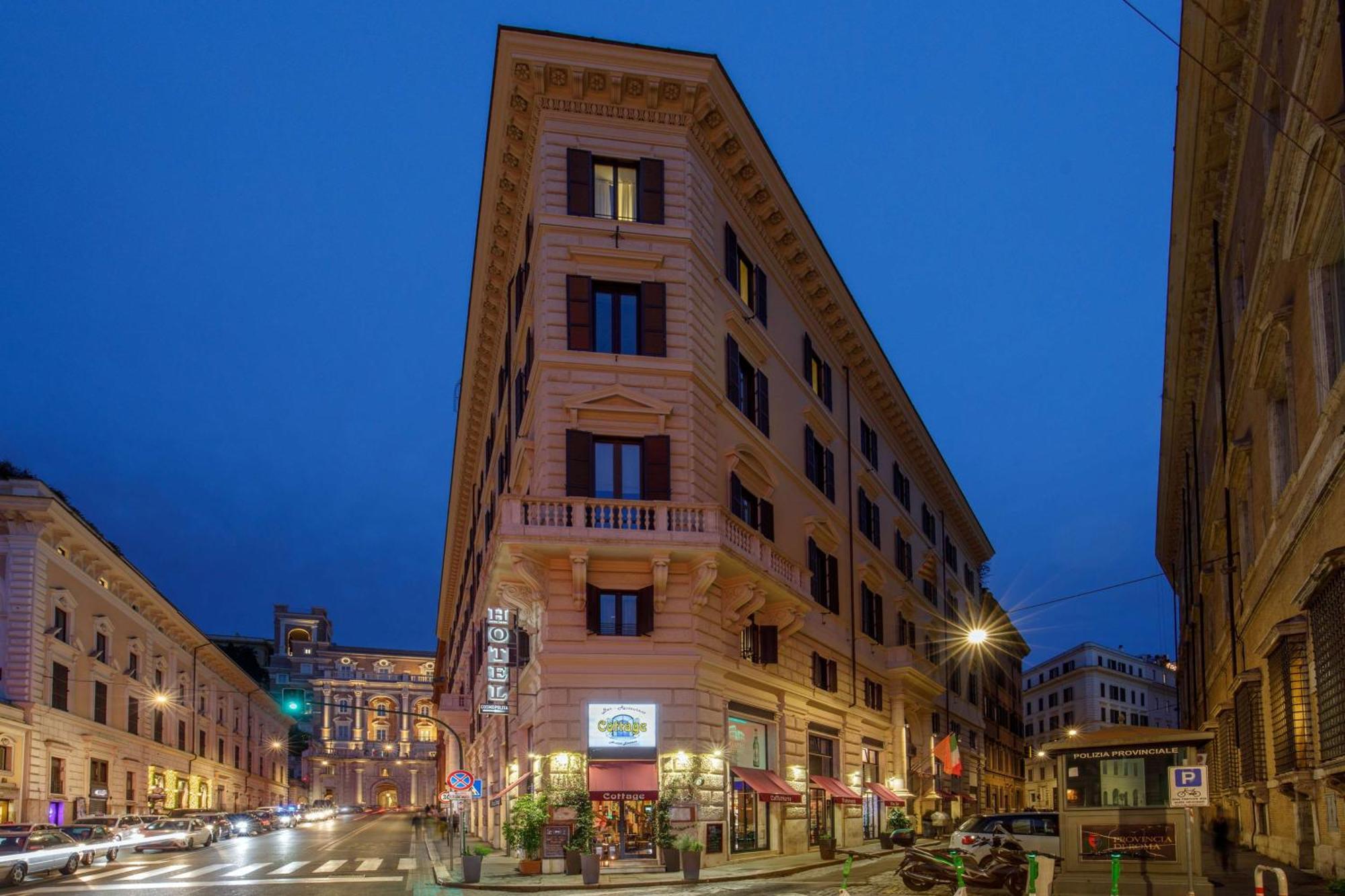Cosmopolita Rome Colosseum, Tapestry Collection By Hilton — Foto 1